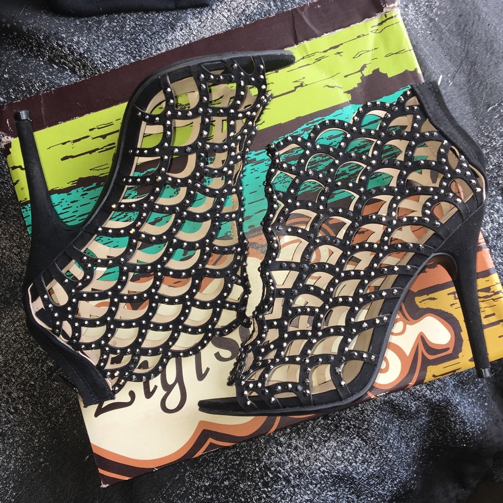 Zigi Soho Black Rhinestone Heels